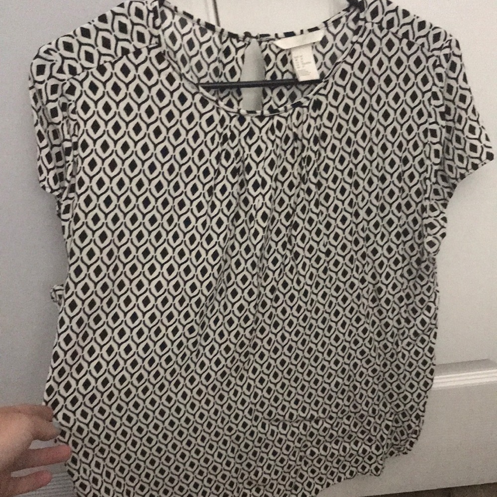 Black & Cream Dressy Blouse